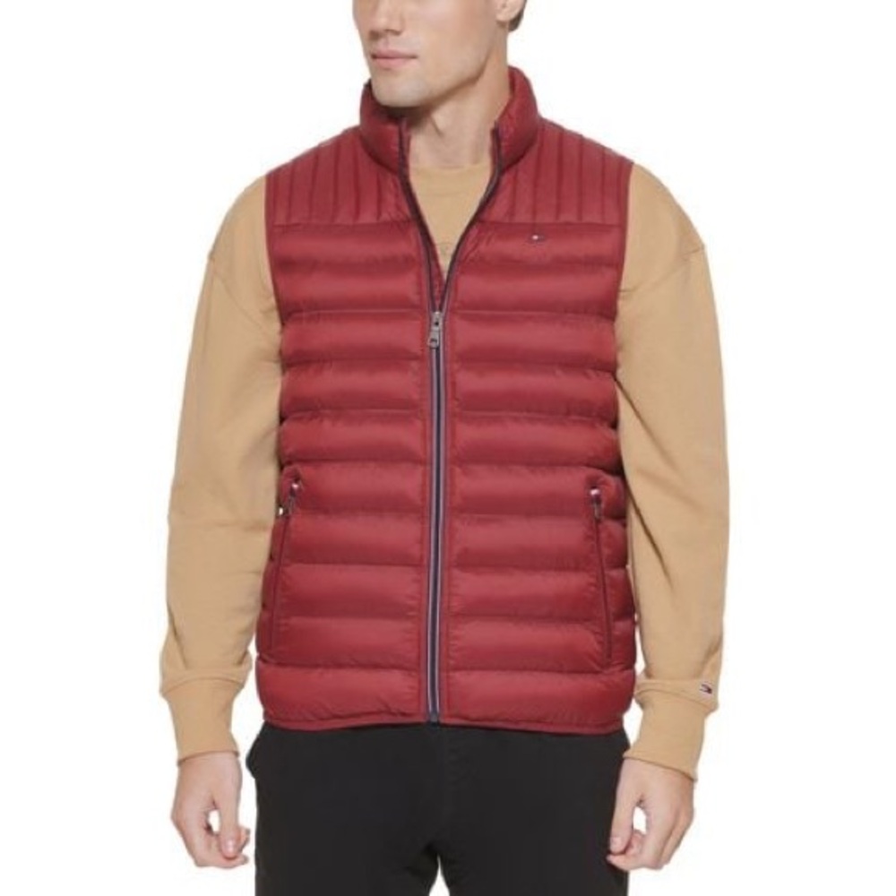 Tommy Hilfiger Burgundy Quilted Lightweight Vest Size Large
